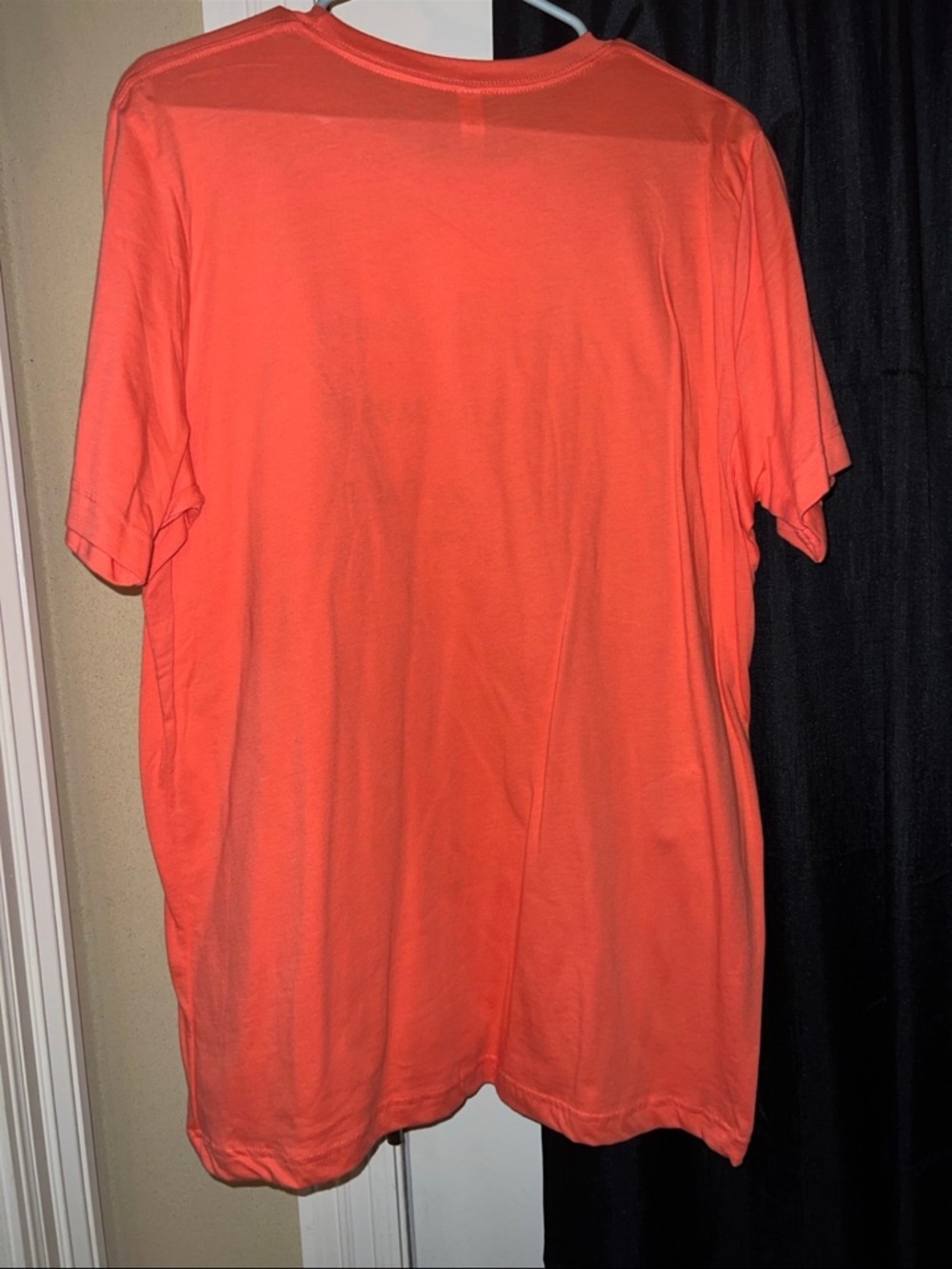 Tshirt - Picture 2 of 2
